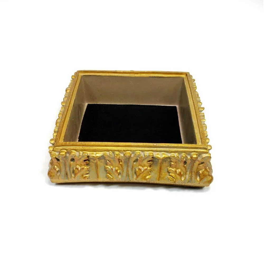 World Bazaars, Inc rare gold